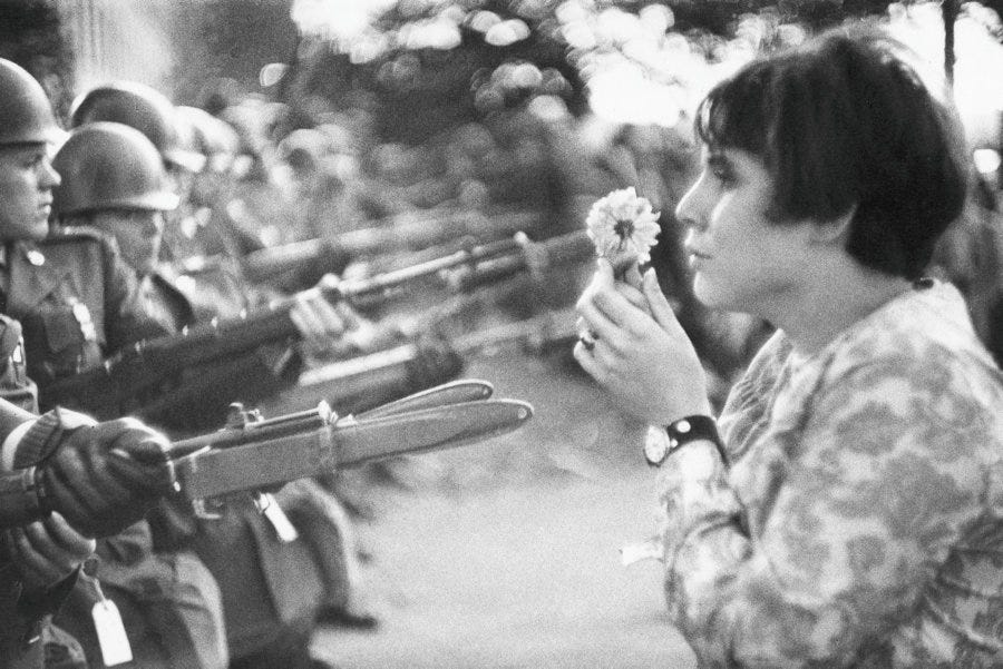 7 Iconic Photojournalist Images that Changed the World