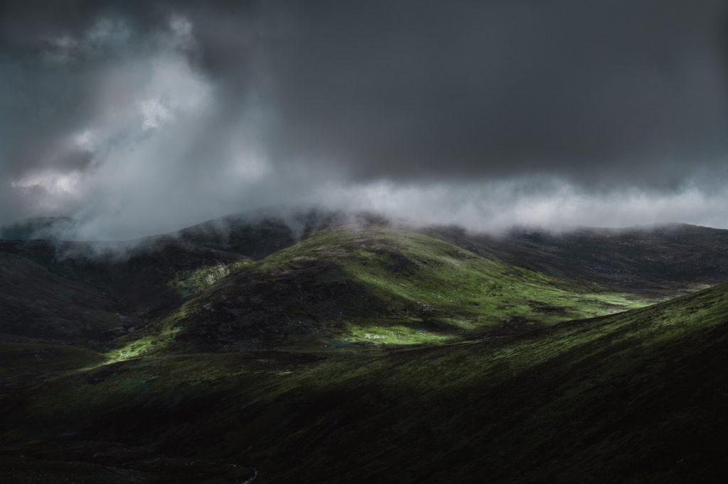 mount-kosciuszko-with-dark-winter-clouds