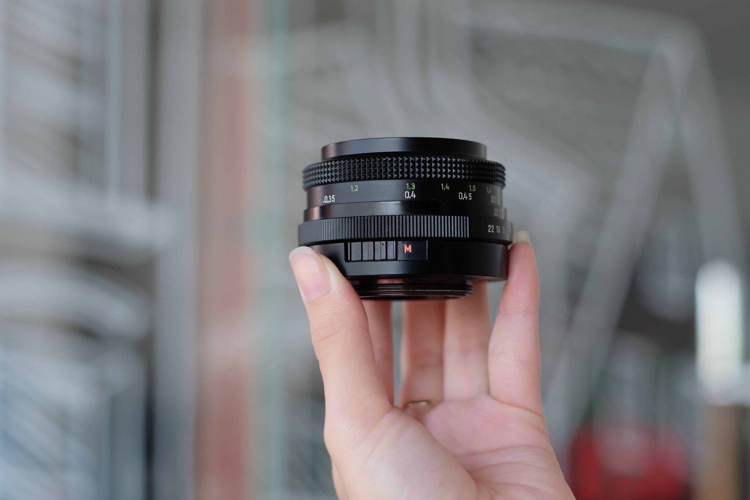 50mm Lens vs 35mm Lens